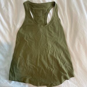 Lululemon tank top